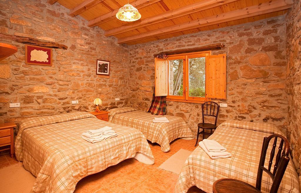 Masia Massanes Affittacamere Tiurana Esterno foto